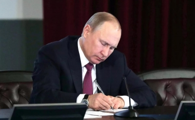 Владимир Путин подписал ряд поручений по снижению административных барьеров в строительстве