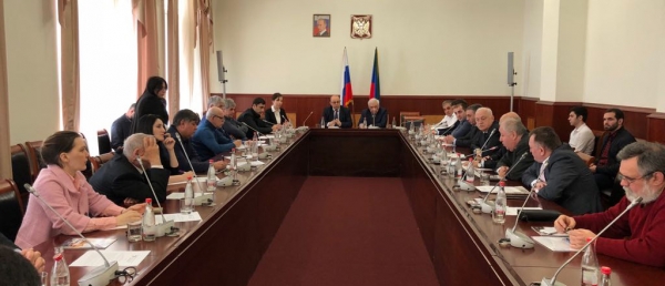 Обеление сферы строительства Махачкалы обсуждено на заседании Кавказского политико-экономического клуба