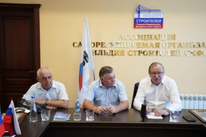 Вице-президент НОСТРОЙ Александр Ишин провел совещание в Дагестане.
