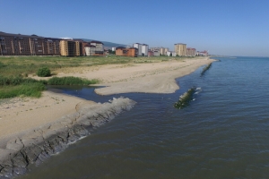 Дурно пахнущая проблема. Как долго речка «Воняйка» будет загрязнять Каспий (Дагправда об обсуждении строительства очистных сооружений в Общественной палате Дагестана)