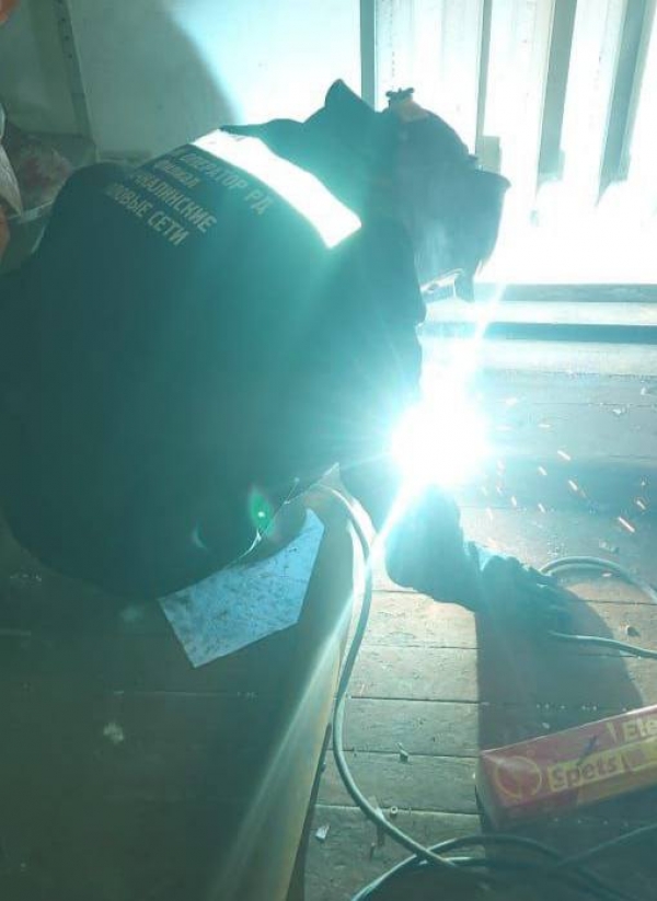 ООО «Лидер Строй» на безвозмездной основе предоставил трубы и необходимые материалы для замены аварийного участка теплотрассы в Михайловском округе Запорожской области