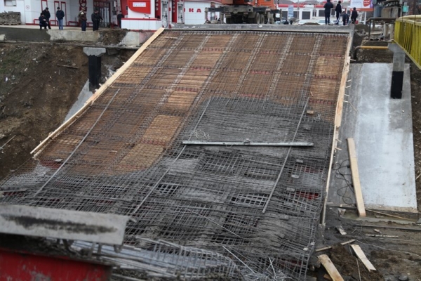Обрушение моста произошло в Буйнакске