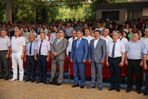ТОРЖЕСТВО СТРОИТЕЛЕЙ!