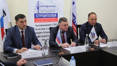 Вице-премьер Хайруллин встретился с застройщиками Гильдии